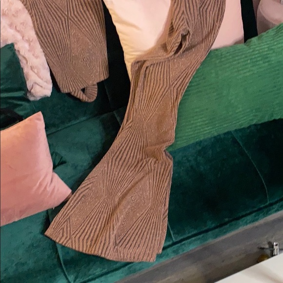 Outfit - Picture 3 of 5